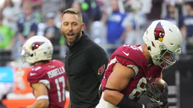 Kliff Kingsbury Zach Ertz
